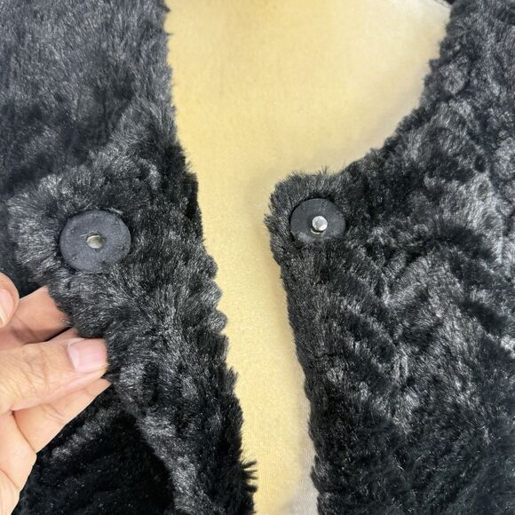 Women’s Fever Faux Fur Collared Black Lined Side Pockets Small Jacket - Picture 7 of 16